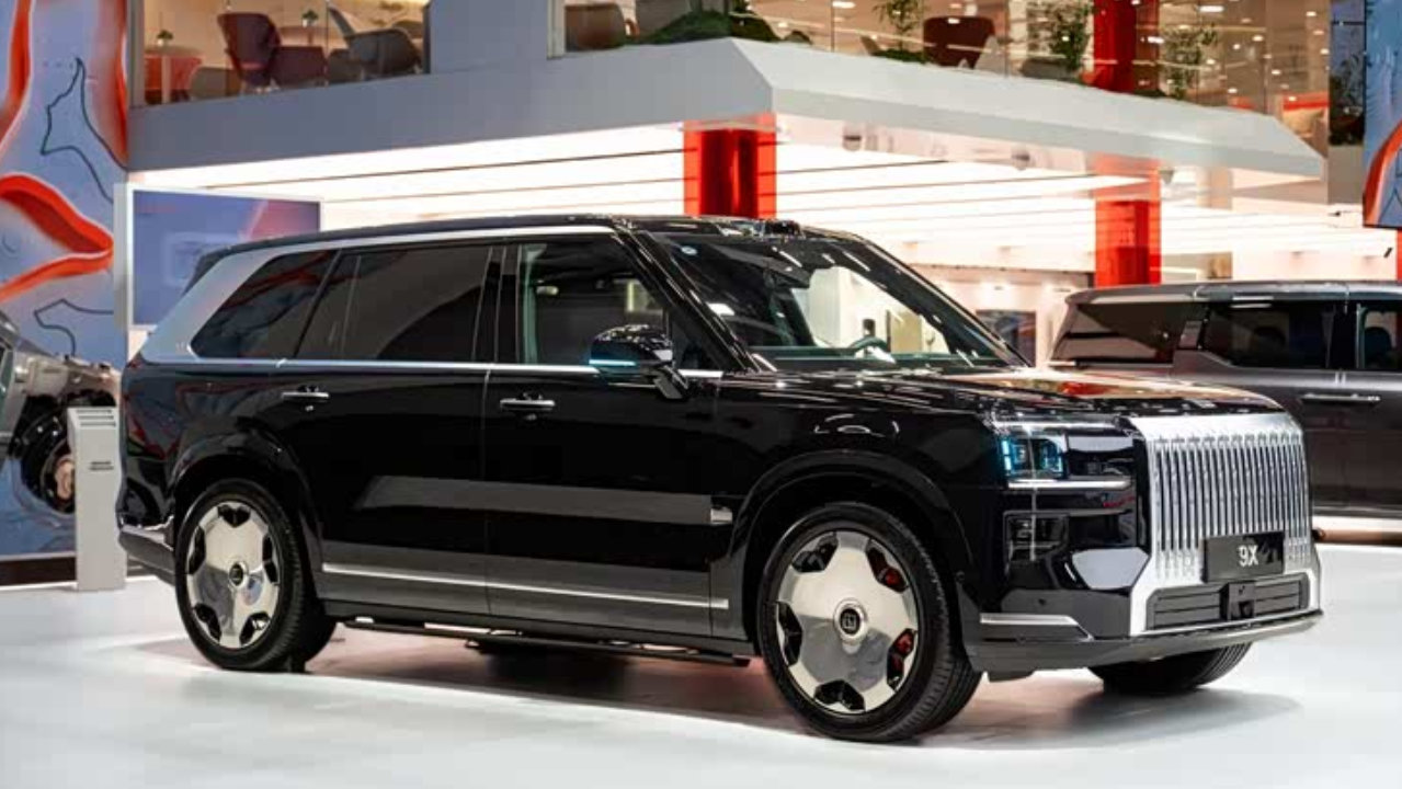 2025广州车展 极氪豪华9系双旗舰引关注