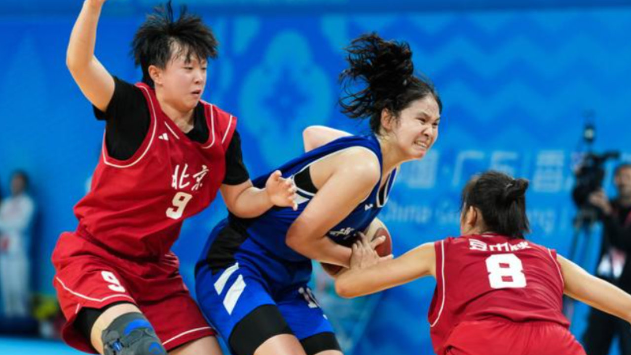 得分第1+助攻第2！中国女篮19岁1米82新星崛起：夺亚军接班李梦？