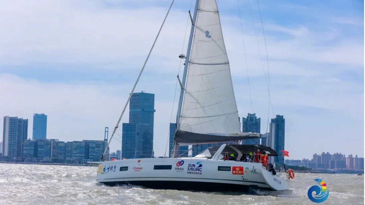 2025海帆赛全环组第四日：大风浪挑战来袭 环海南岛东线拉力赛起航