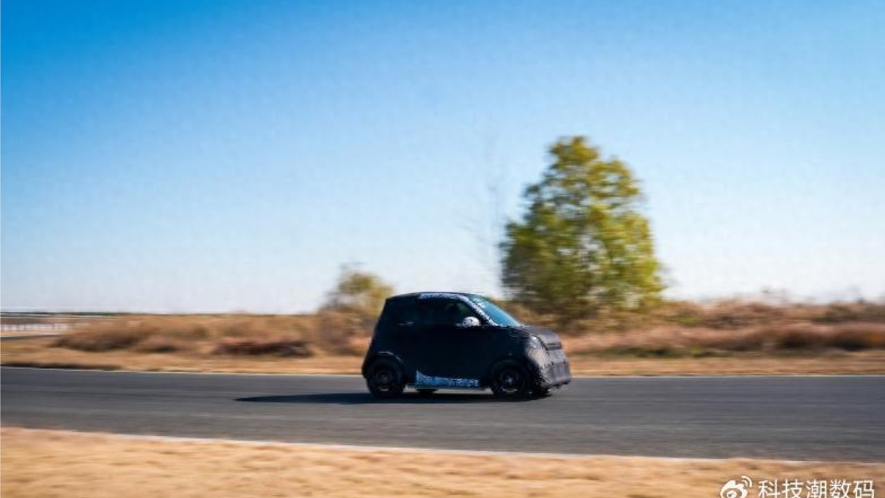 停车难有解了？smart精灵#2复刻经典2.7米车长+纯电后驱