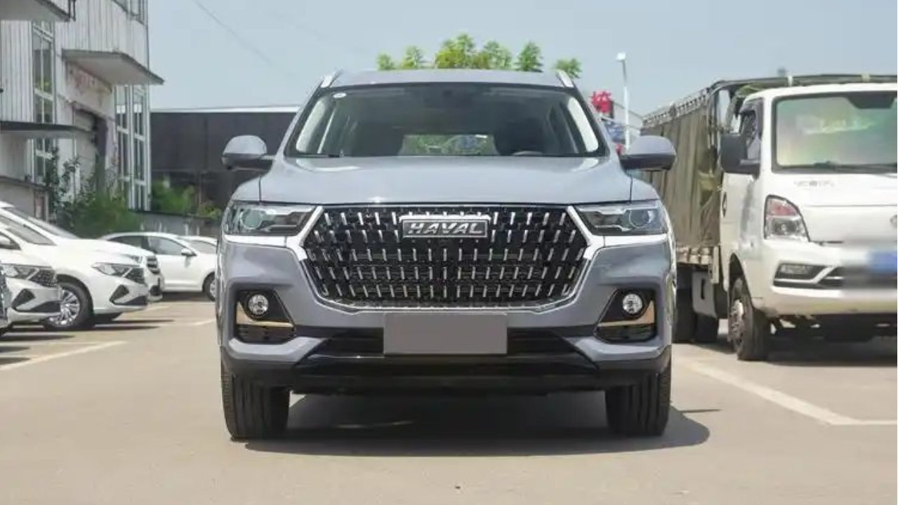 适合月薪5000开的低价车，可以看看这两款，皮实耐操，用着省心