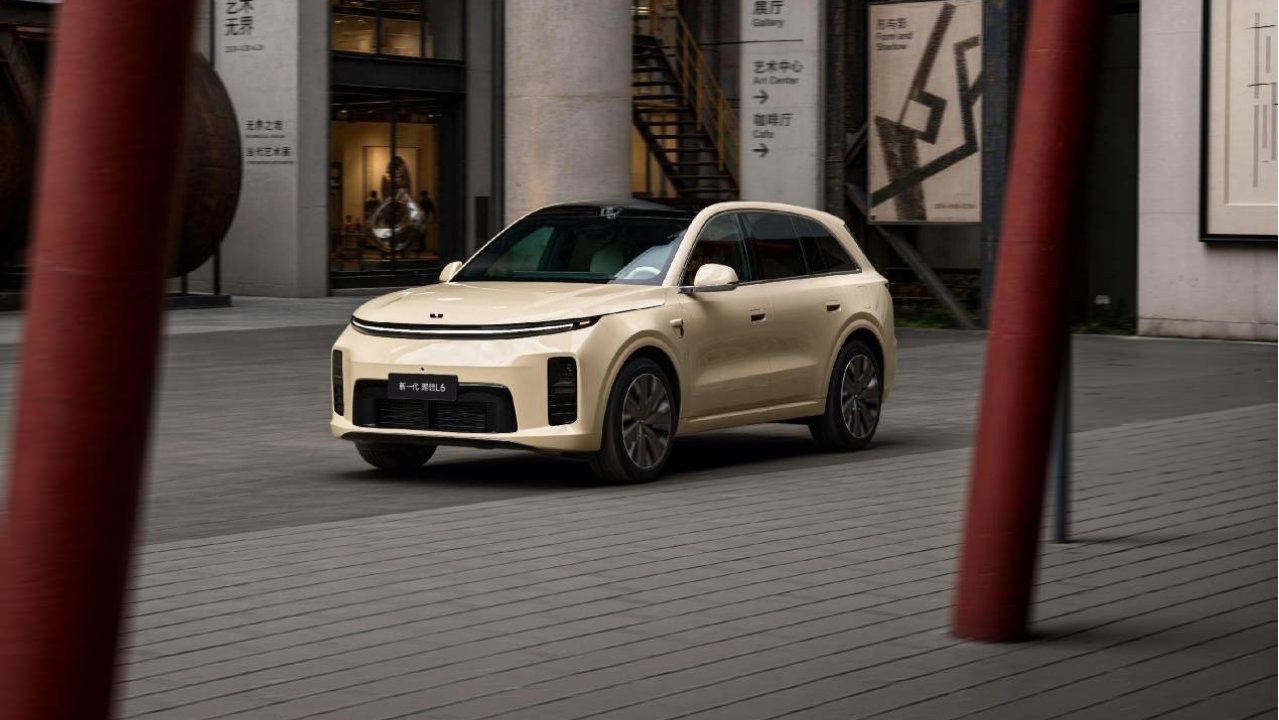 25万级“6系”SUV 新一代理想L6、问界M6、智己LS6怎么选？