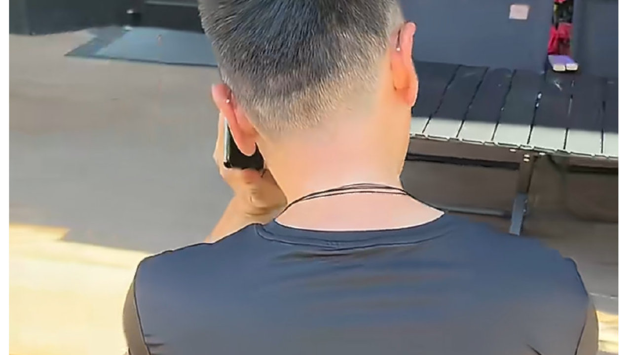 儿子骂父亲畜生不如舆情事件，忒烧脑，还是让子弹飞会儿……