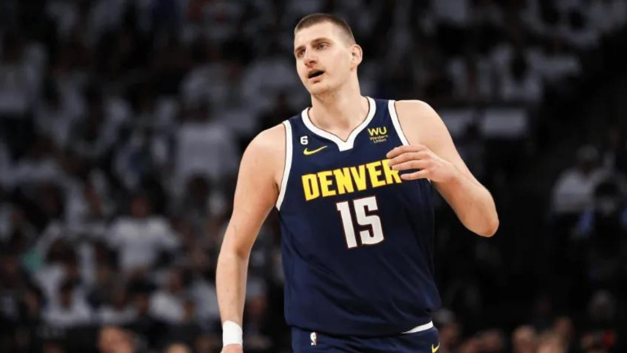 美媒评NBA十大勾手大师，约基奇第7，奥尼尔第5，第1无悬念