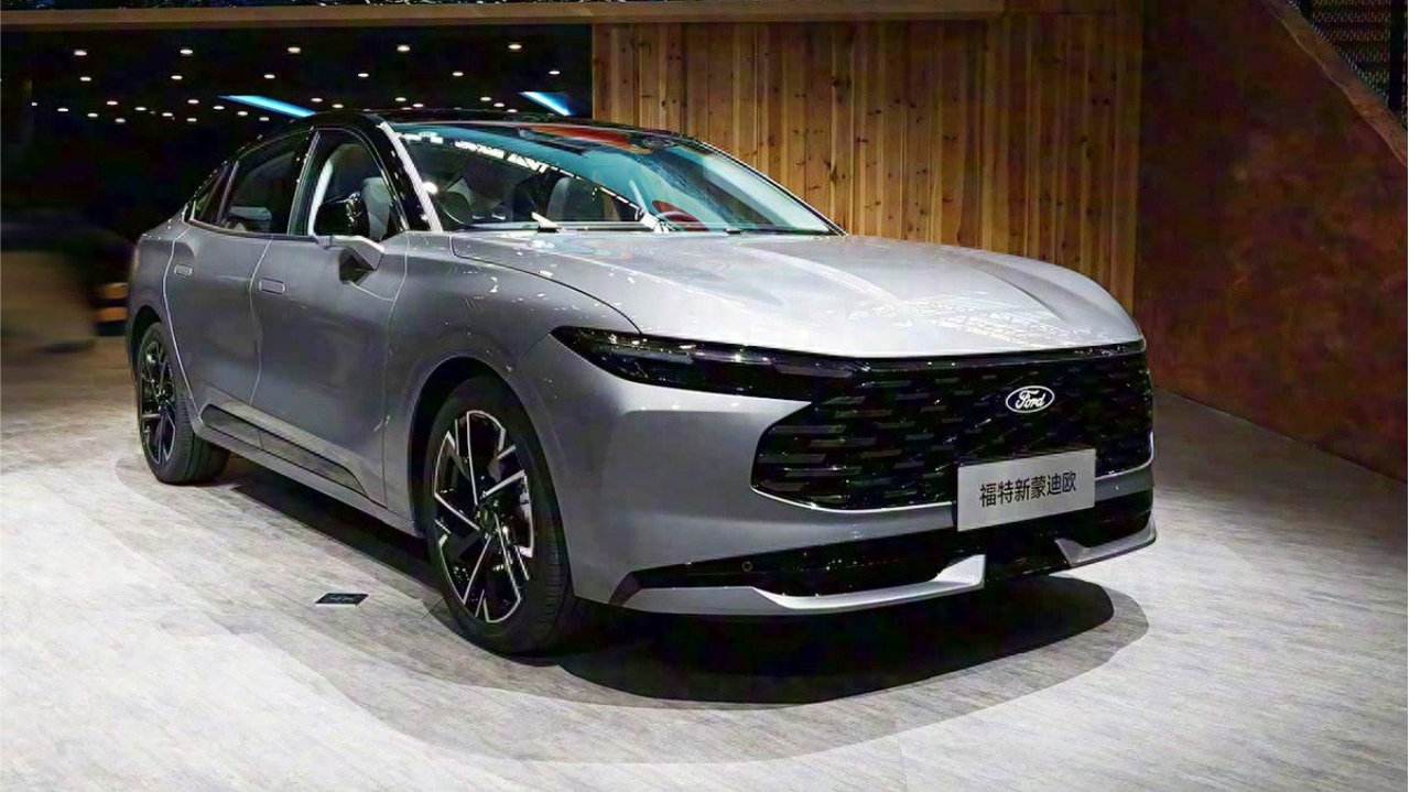 内外大焕新！新款福特蒙迪欧实拍，2.0T动力升级，上市能火？