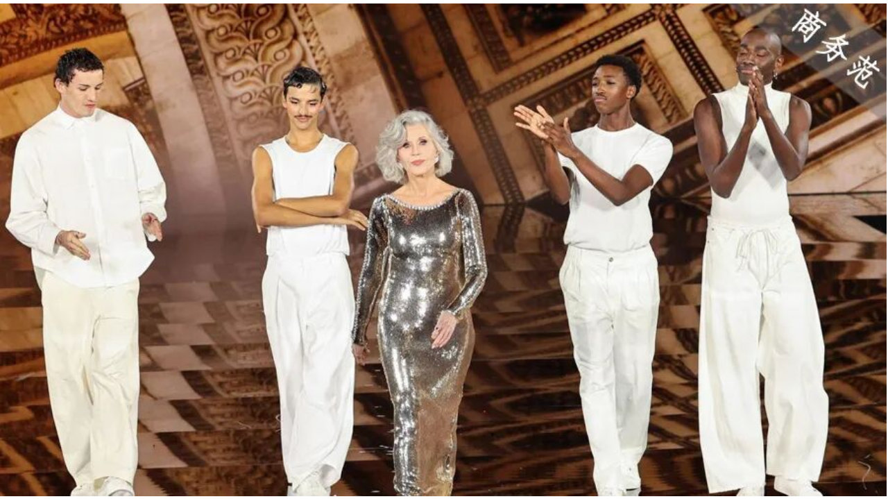 巩俐、杨紫琼为什么不怕老？“新龄美”就是最大底气