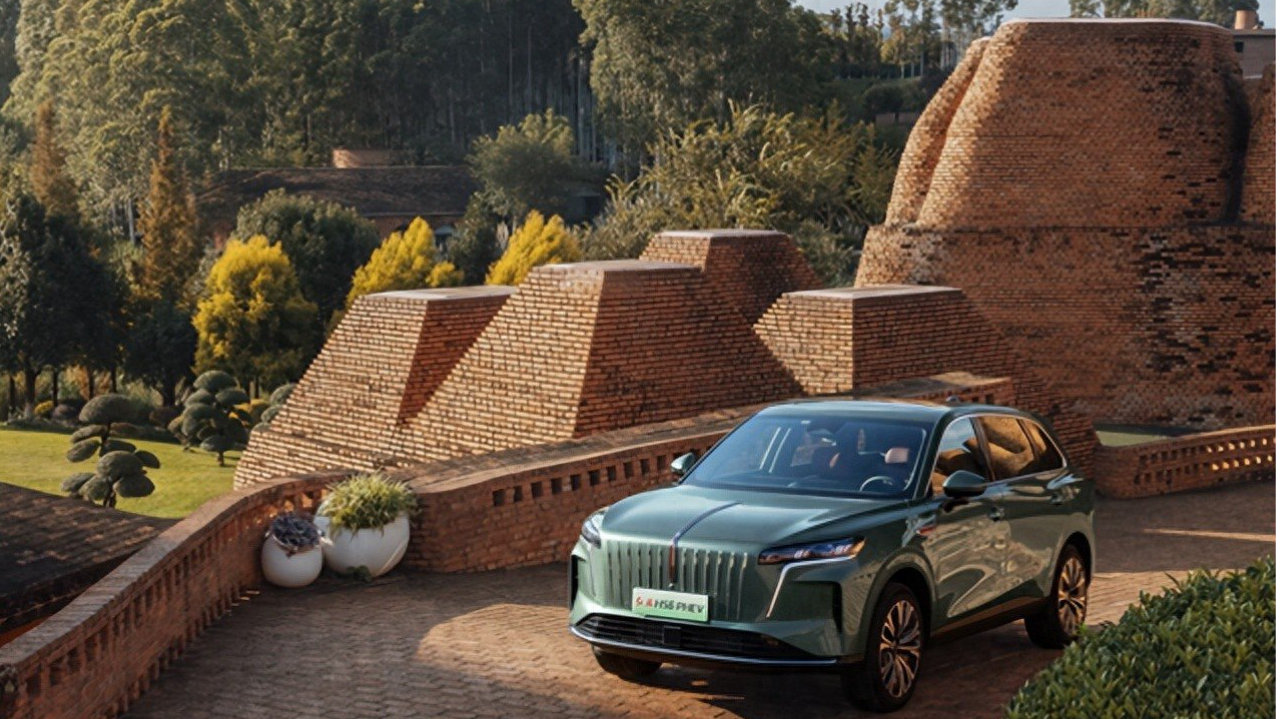 长续航、大空间与低能耗：红旗 HS6 PHEV 的平衡解法