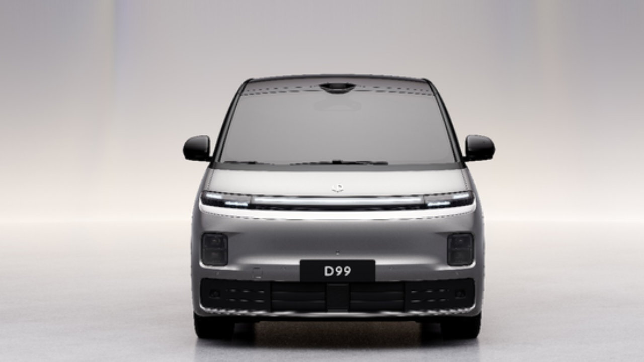 增程800V/纯电1000V 零跑D99正式全球首秀