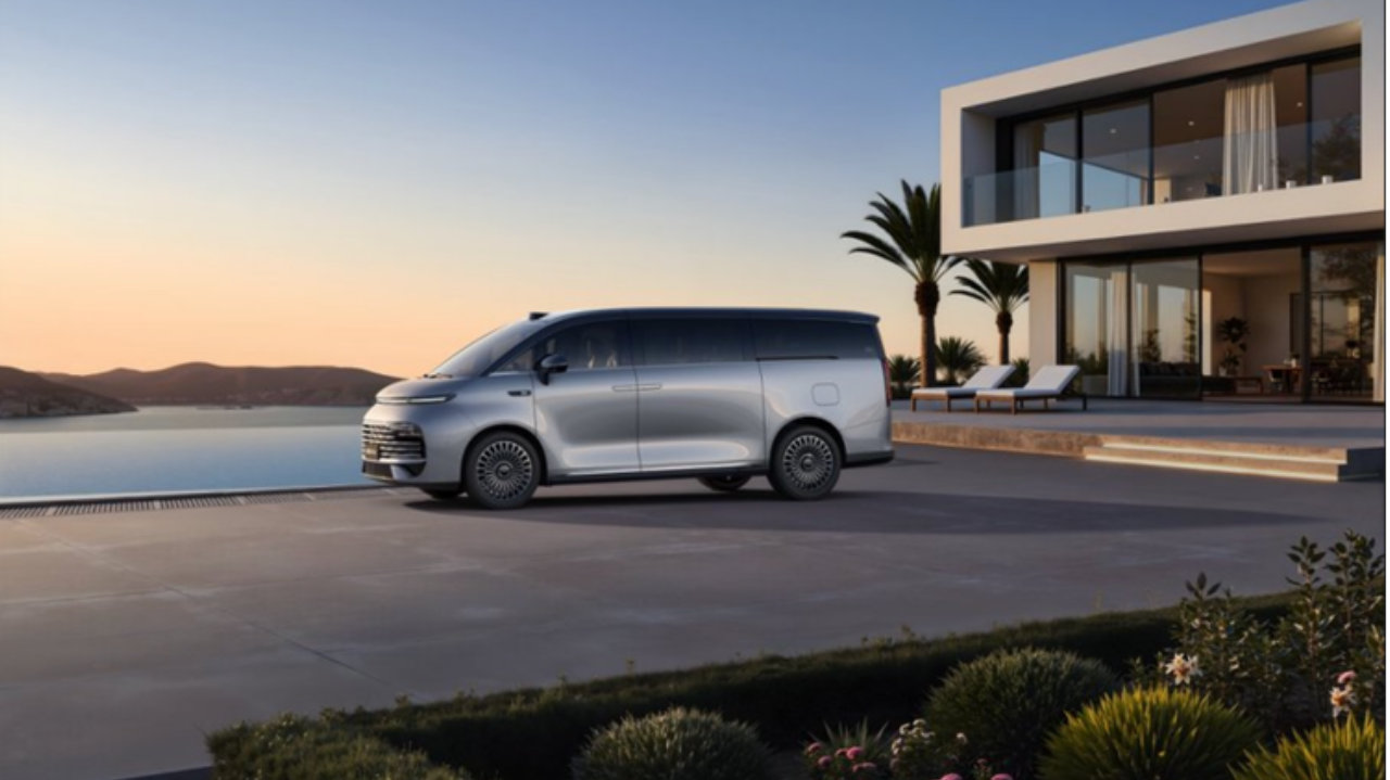 吉利银河V900上市：重塑高端MPV市场格局的新力量