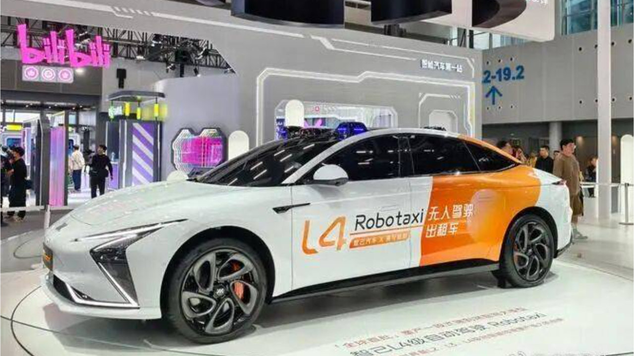 上汽智己Robotaxi商业化提速，海量场景数据反哺智能驾驶量产升级