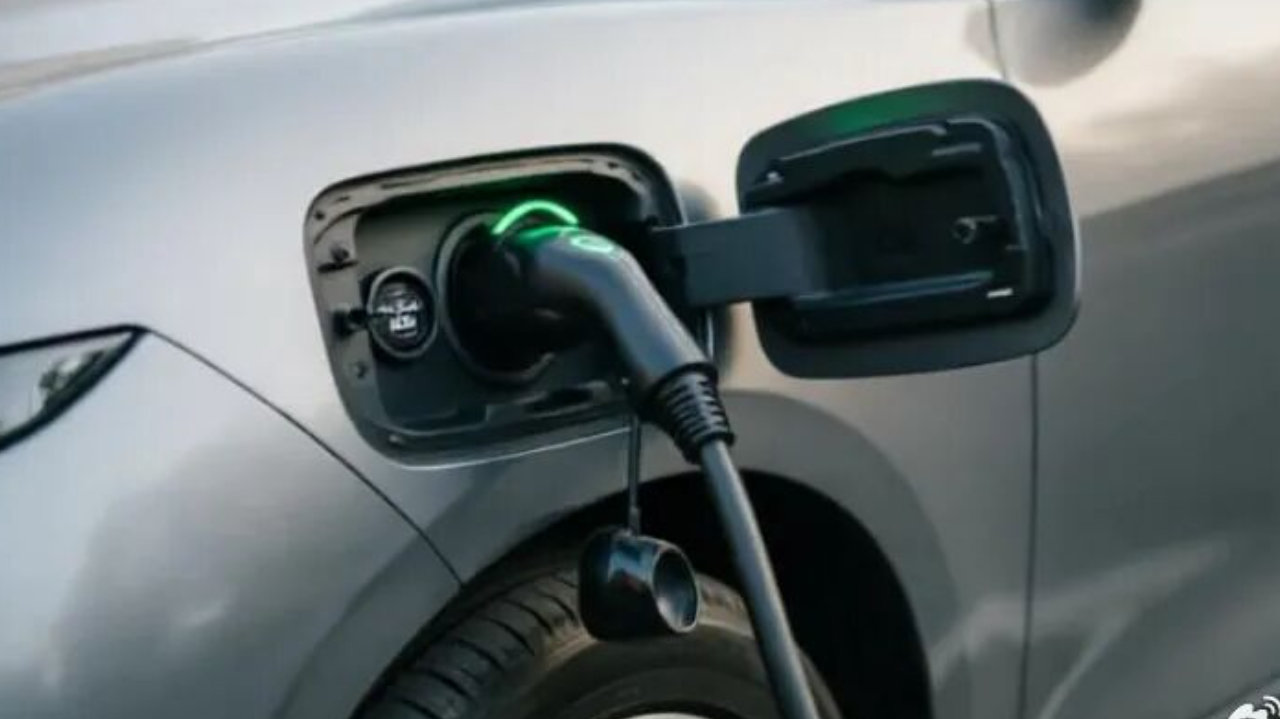 中国新能源车在美国价格62万元起？