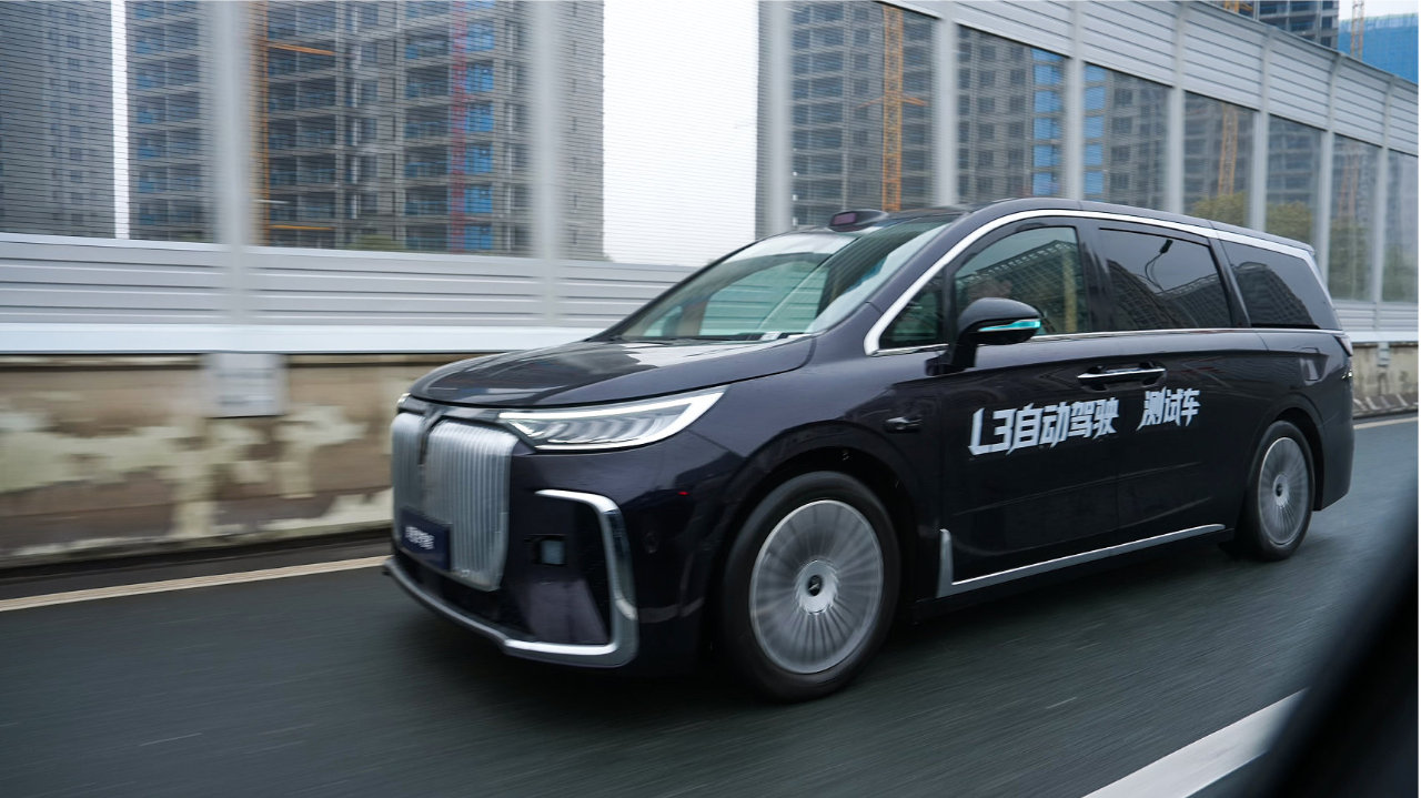 L3智驾元年 岚图梦想家以“国家队速度”抢占MPV技术制高点！