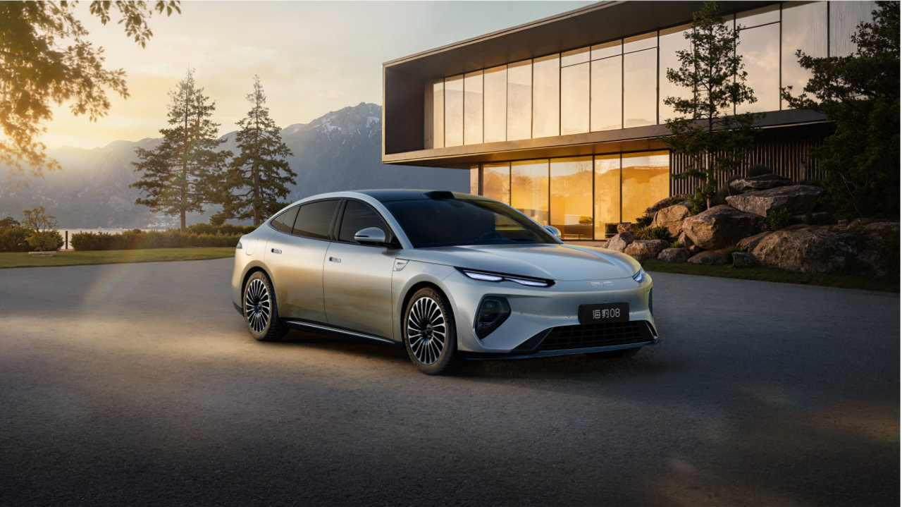 闪充时代来了！比亚迪海洋网“678王炸”矩阵重磅发布