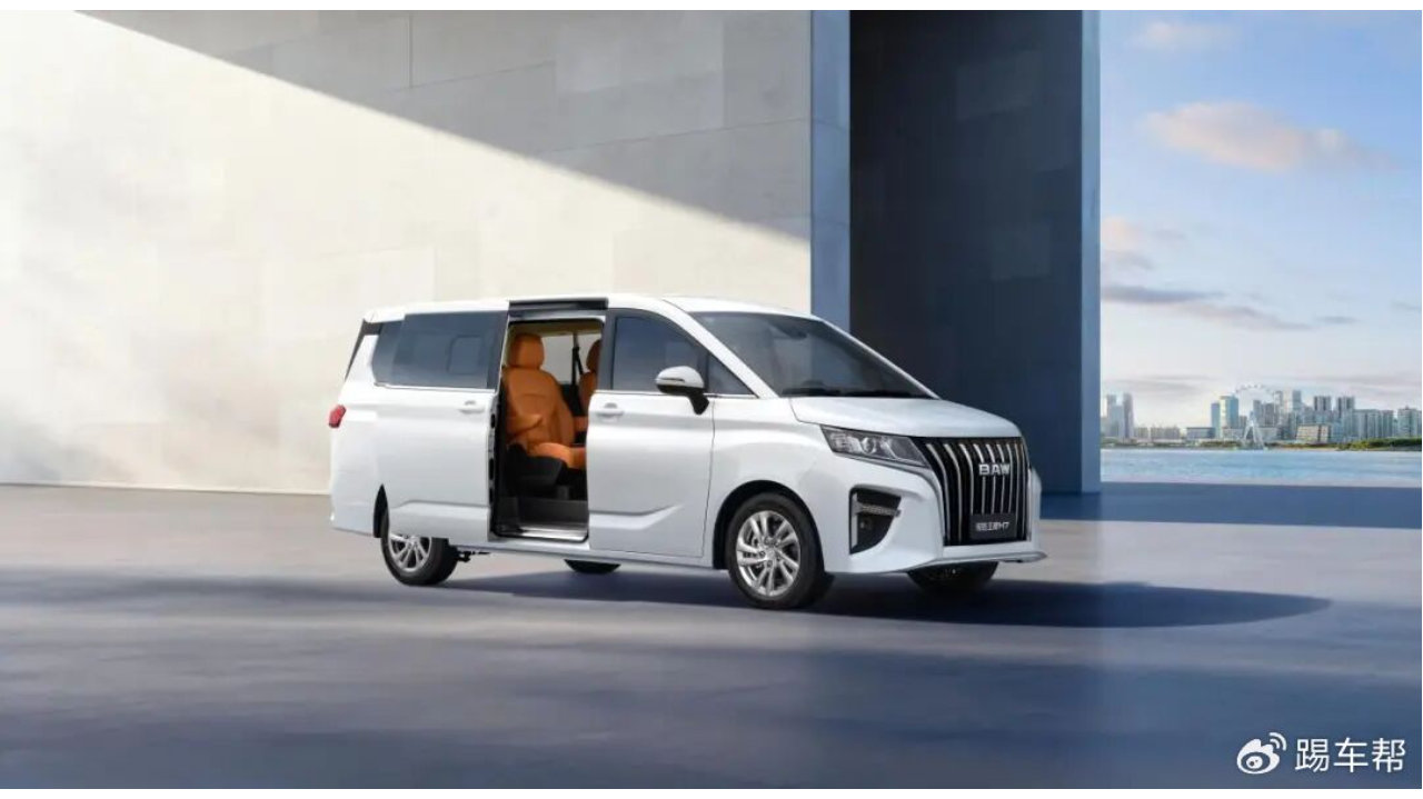 2026款锐胜王牌M7自动挡和宿营车上市，售价8.98万元