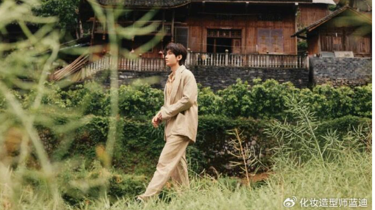 成毅悦游五月周年刊：山水归故里，故人入画来