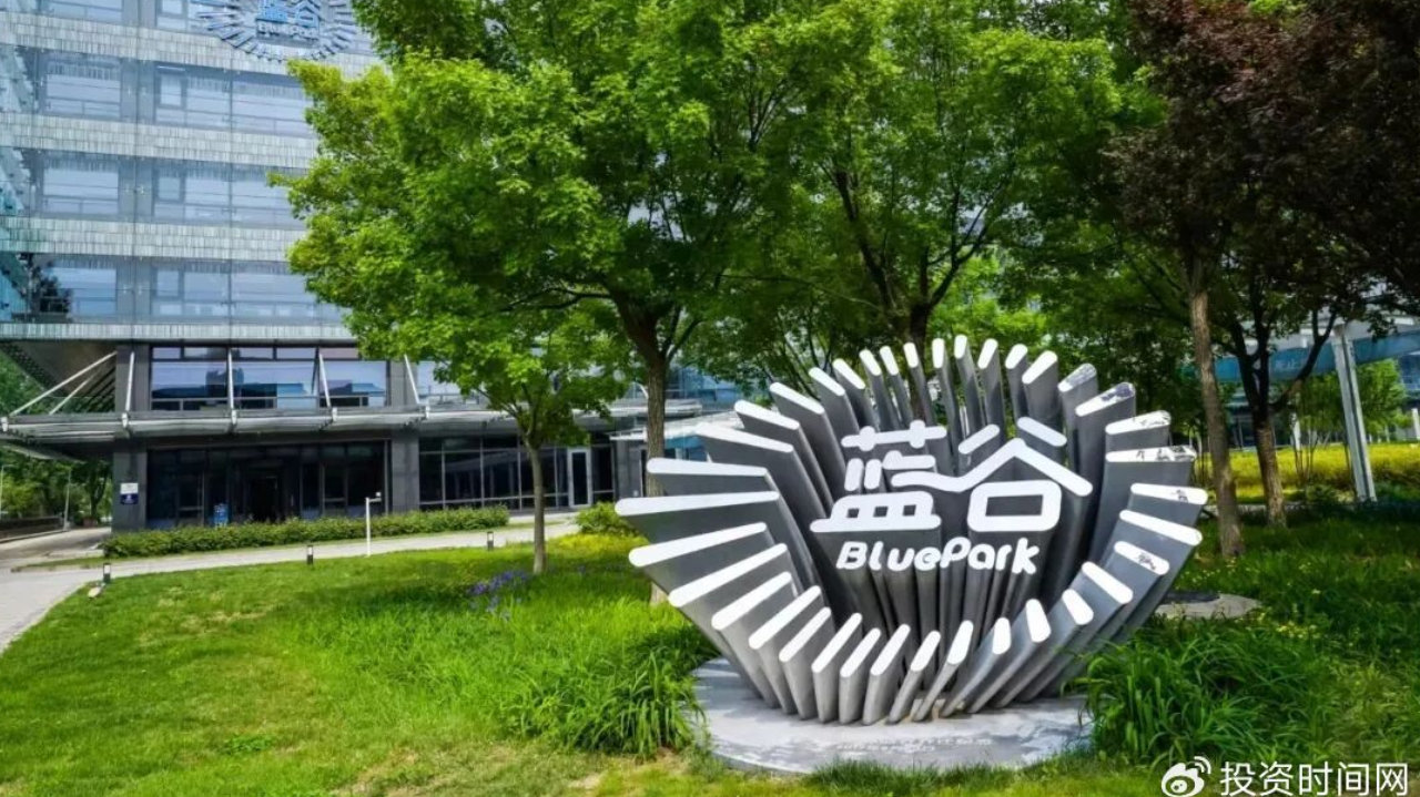 亏近20亿背后，这家车企的高端品牌成关键变量？