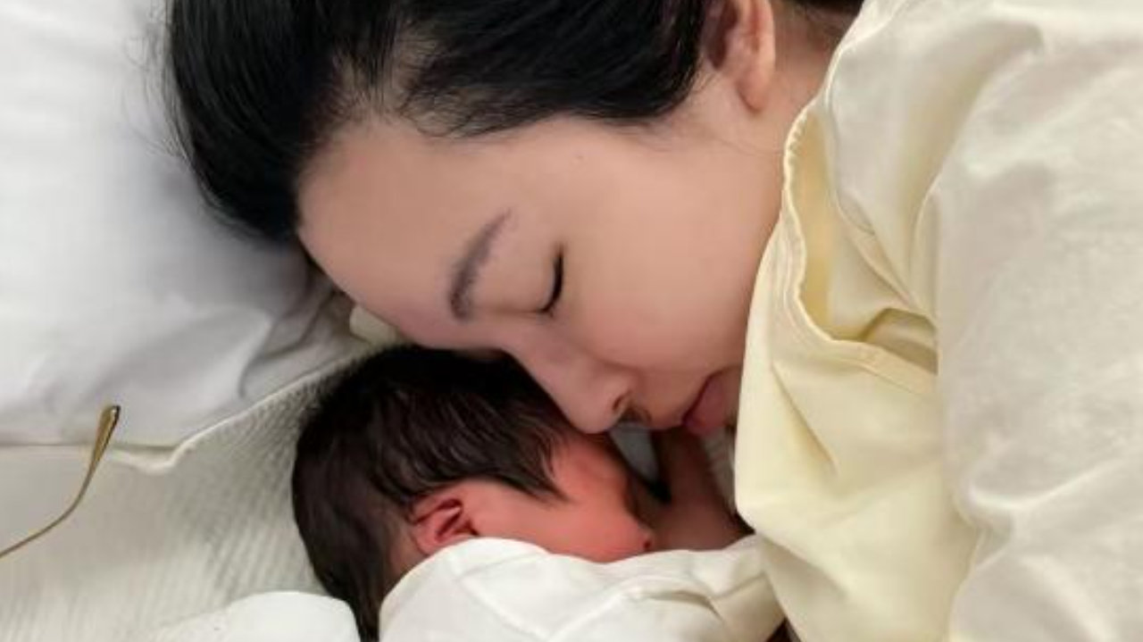 网红张凯毅官宣离婚！今年2月才生孩子，一家三口最后同框曝光
