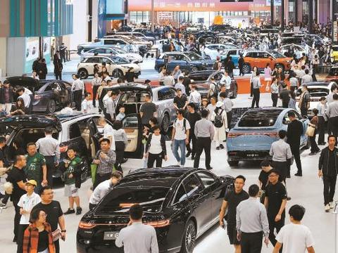 “四叶草”人气爆棚 上海车展“嘉年华”闭幕