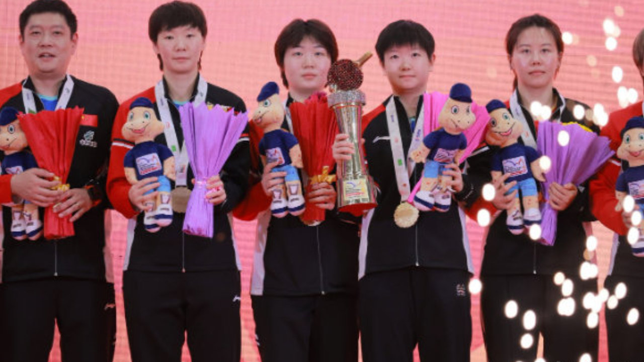 孙颖莎亚锦赛夺冠发博：荣誉属于我们每一个人