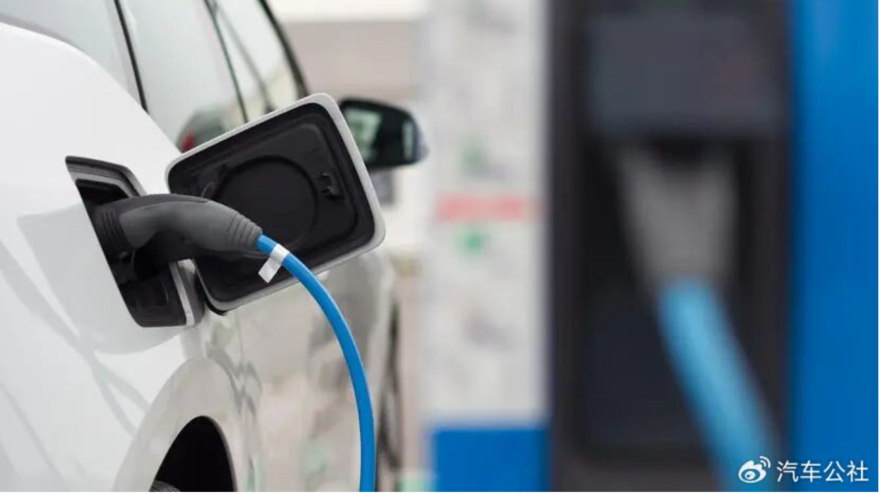 插混车纯电续航超过210km，增程车怎么办？