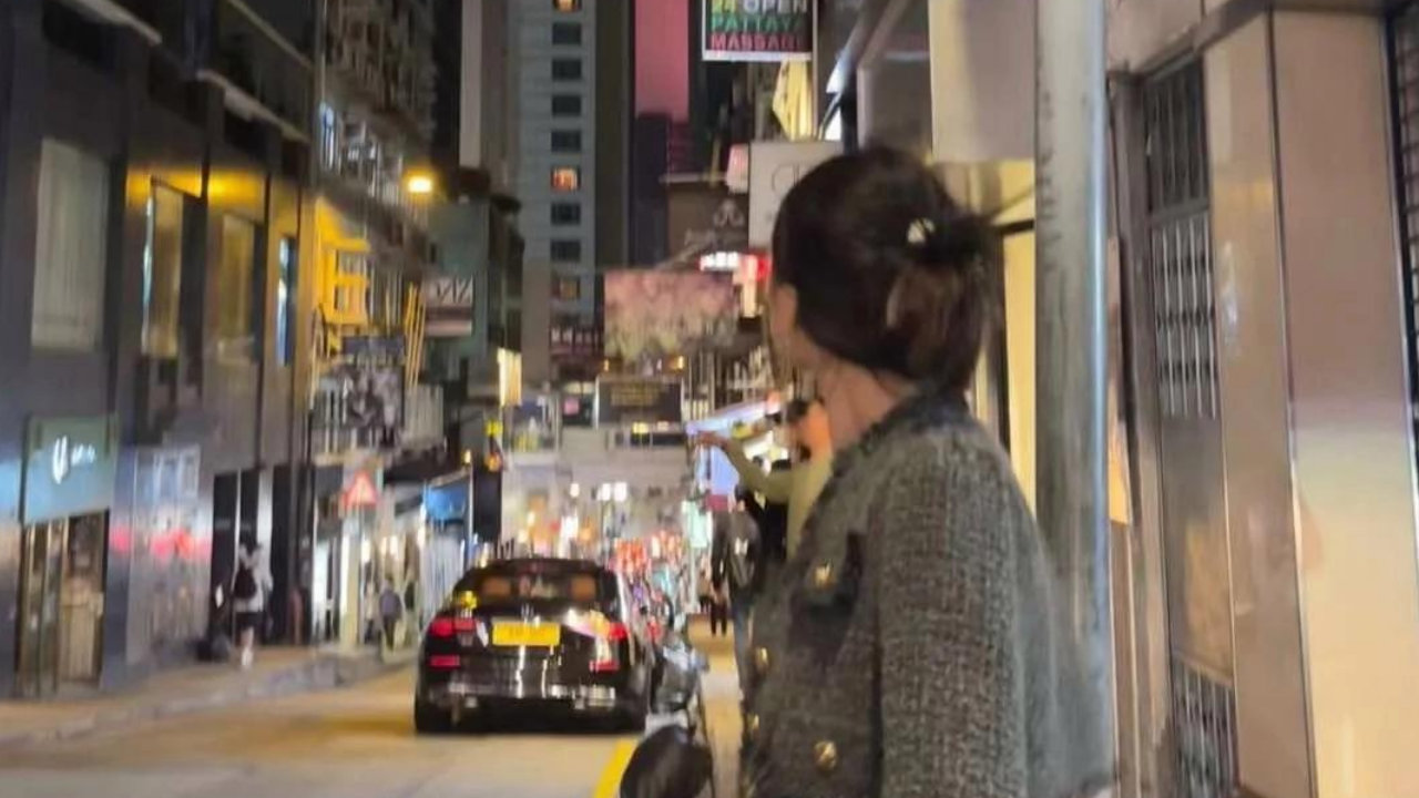 香港一姑娘，因“蜗居5㎡小屋”走红，竟有独立厕所和厨房，晒晒