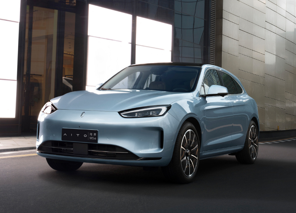 增程式混动SUV谁更超值 吉利星越L Hi·P对比问界M5