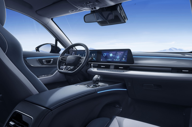 云上成都车展·新车丨两种排量7个配置,奇瑞欧萌达哪款值得买?