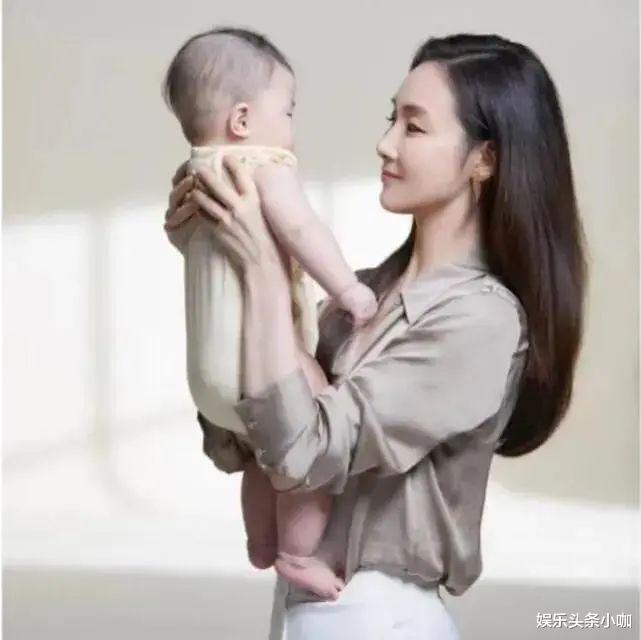 盘点那些整容失败的<a href=