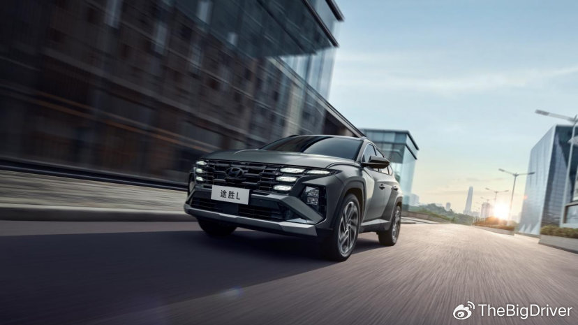 紧凑SUV巅峰对决！全新途胜L硬刚RAV4，优势一目了然