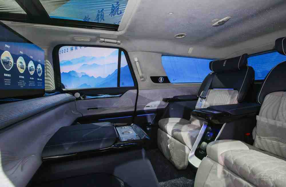 除了林肯领航员,这两款宜家宜商新车同样值得入手!