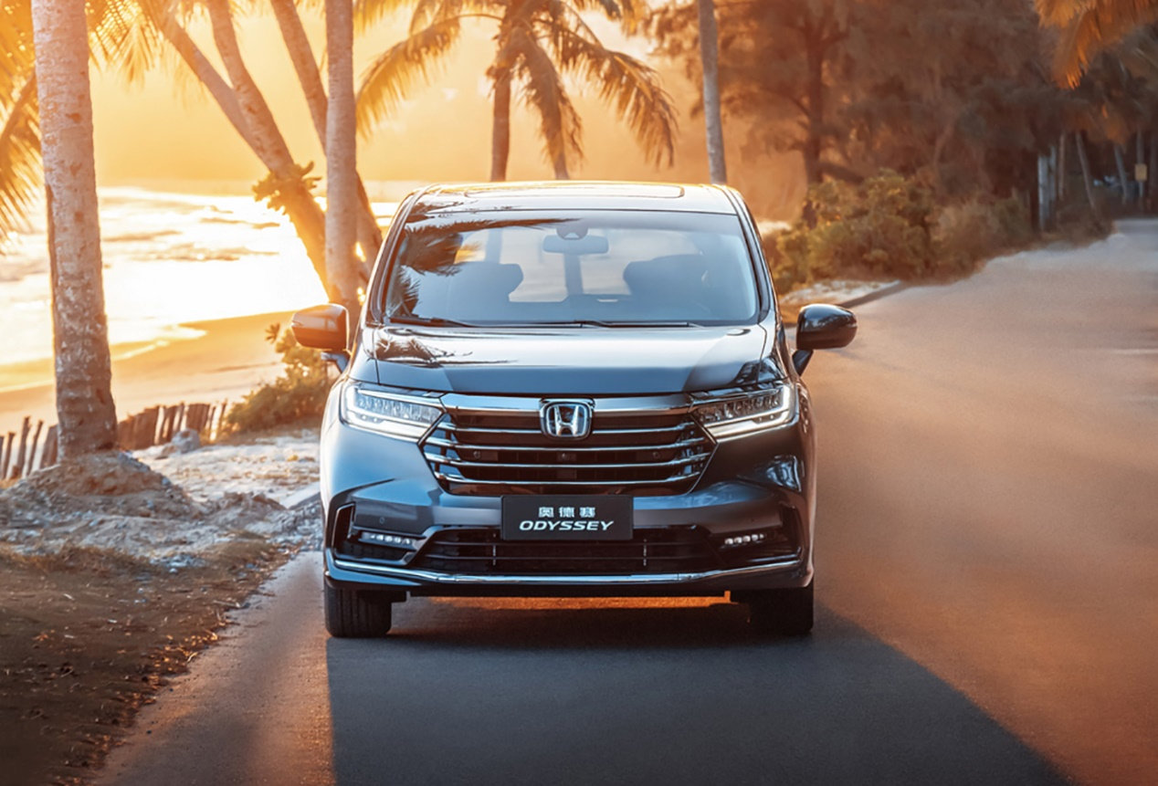 全黑套件上身 2024款的艾力绅上市