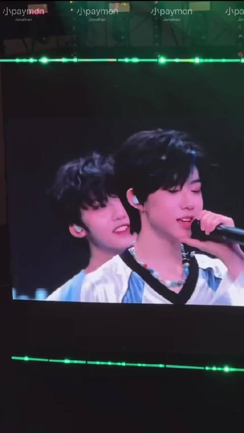 看到你我也很开心