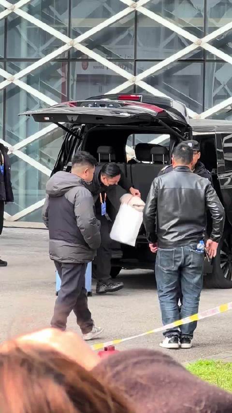 美死啦～ 赵露思 不好笑就露宿街头 向全世界安利赵露思