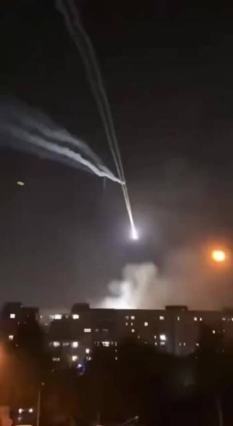 中东多国冲突升级致1500人遇难