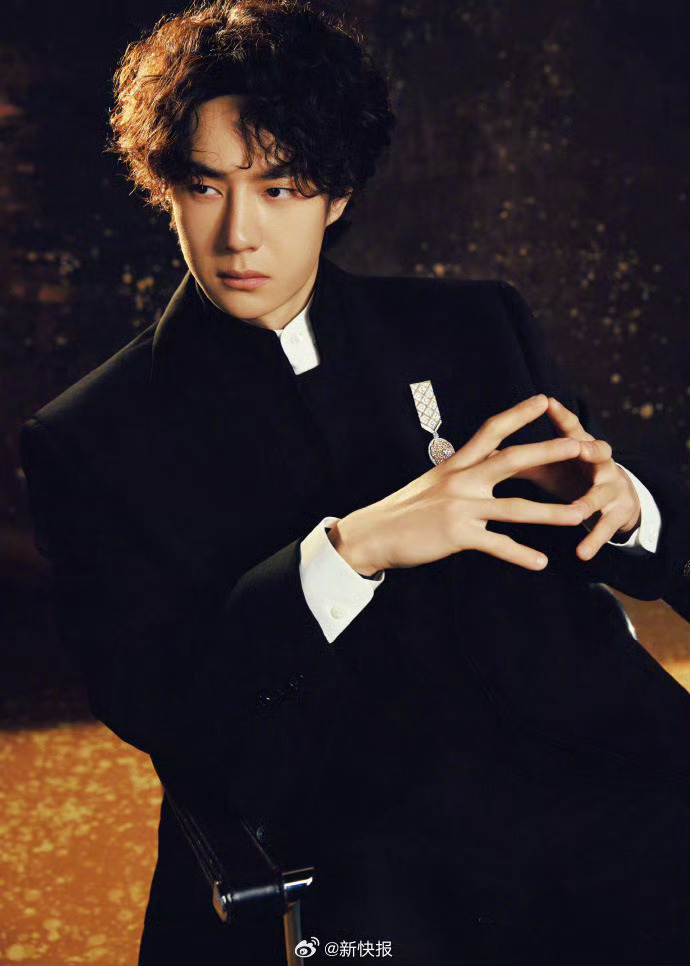 男明星微博之夜造型出图