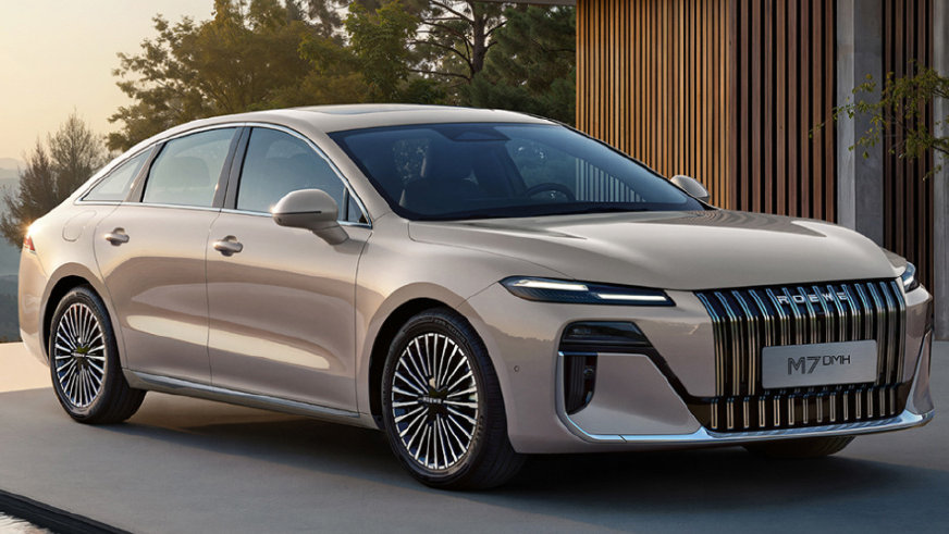 活人感车机，荣威M7 DMH携豆包大模型亮相广州车展