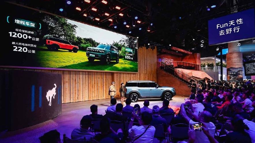 首款全地形露营SUV！福特智趣烈马全球首发，解锁户外全场景