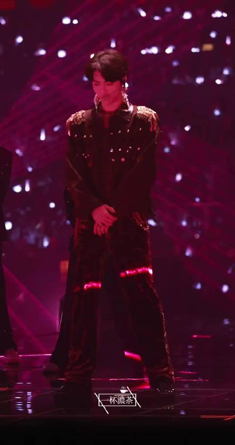 陈立农 Like jennie