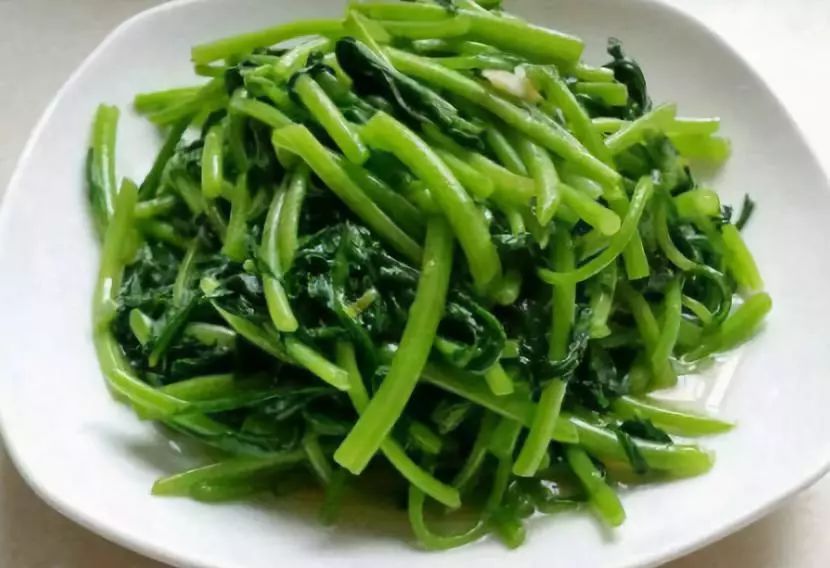 天然的“养肝菜”发现了，每天炒一盘，失眠好了，肝脏越来越健康