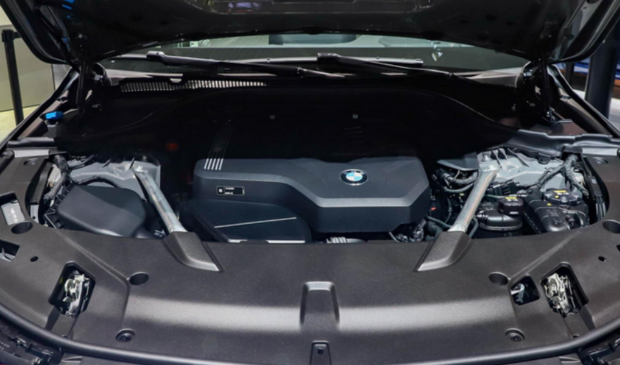 帅就完了!奥迪A7对比宝马6系GT,谁更吸引年轻人?