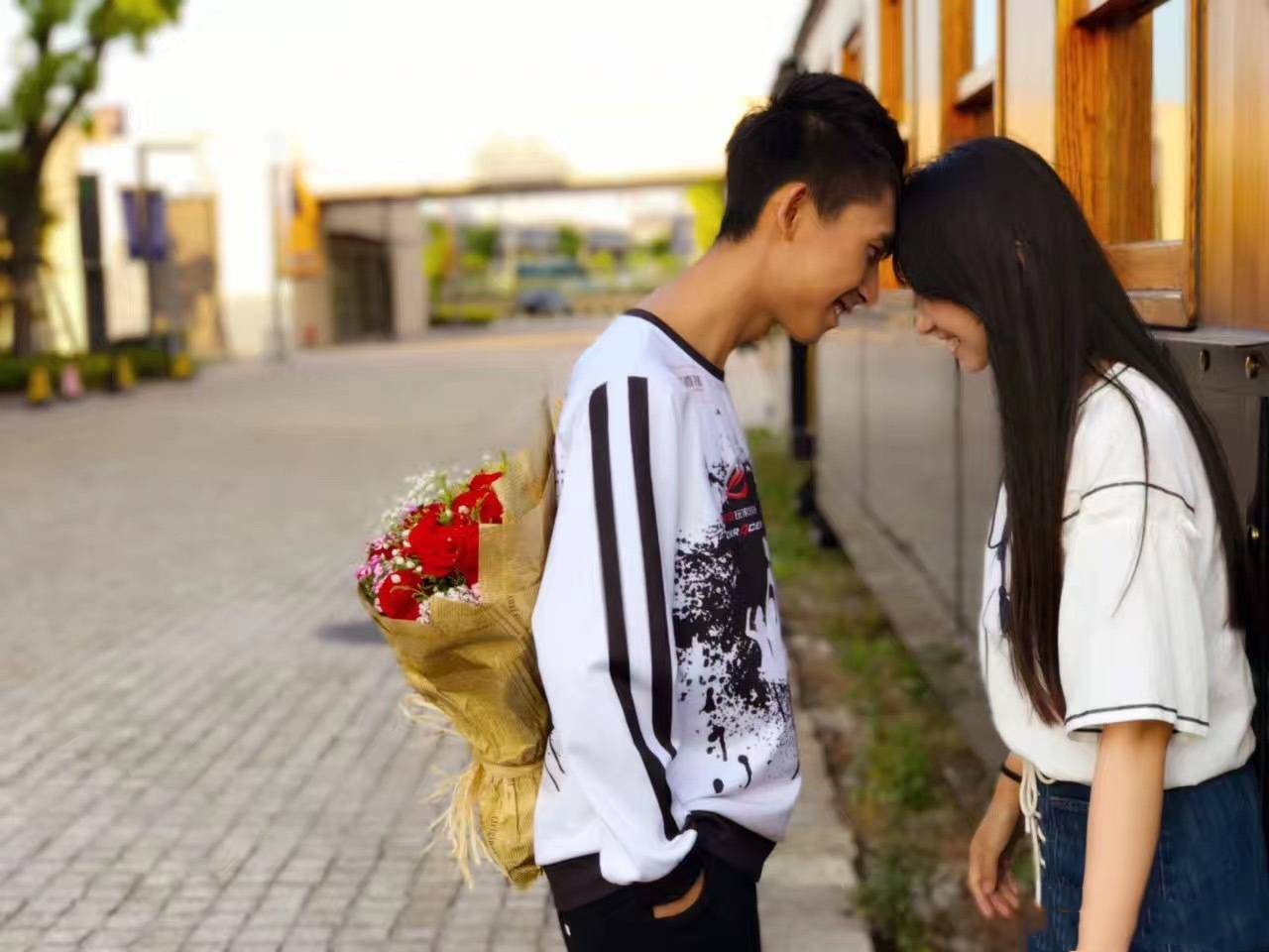 老婆生日礼物排行榜_领证后首次给老婆过生日,梦泪送上最真挚的祝福,礼物数额刚好1314