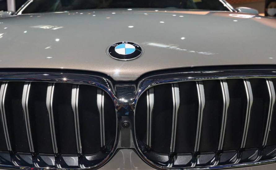 帅就完了!奥迪A7对比宝马6系GT,谁更吸引年轻人?