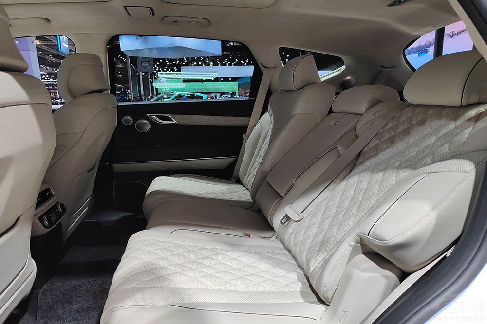 除了林肯领航员,这两款宜家宜商新车同样值得入手!