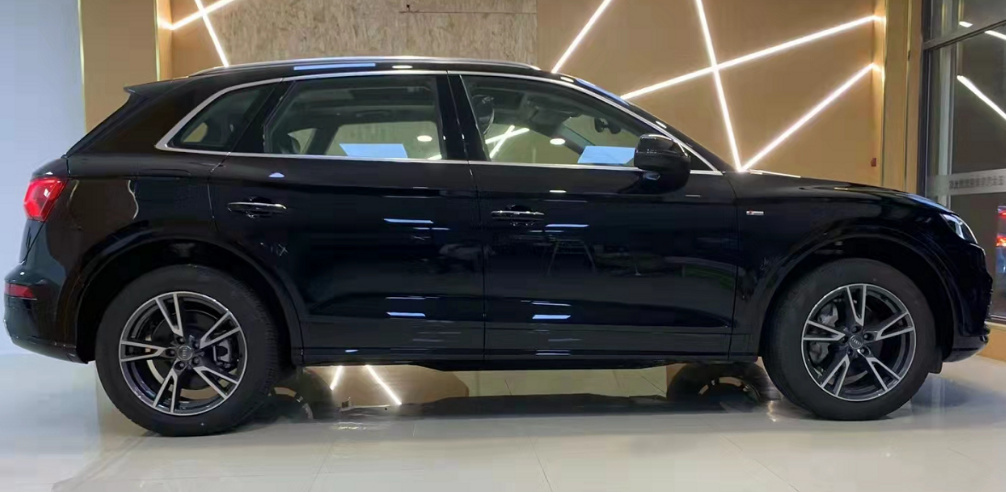 性能梦的碰撞!大众途锐20周年特别版对比奥迪Q5L