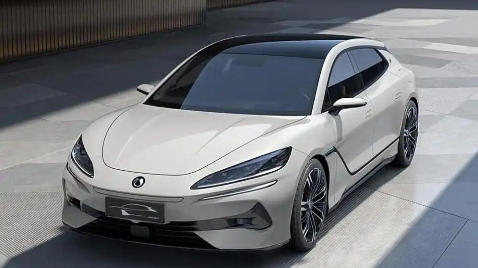 比亚迪智驾表现如何？“天神之眼”重磅升级，全国都能轻松开