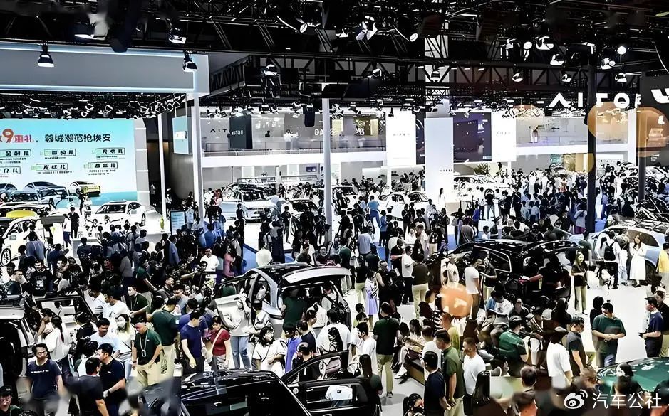 扎堆大SUV，多数玩家成为陪跑者