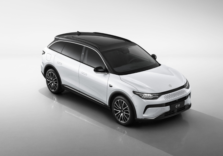 20万混动车咋选?零跑C11增程版对比哈弗H6 DHT-PHEV