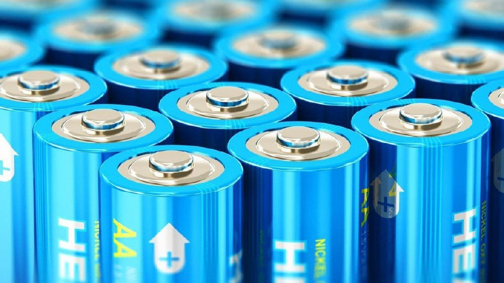 碳酸锂跌破40万元/吨，电动车大降价的时候到了？