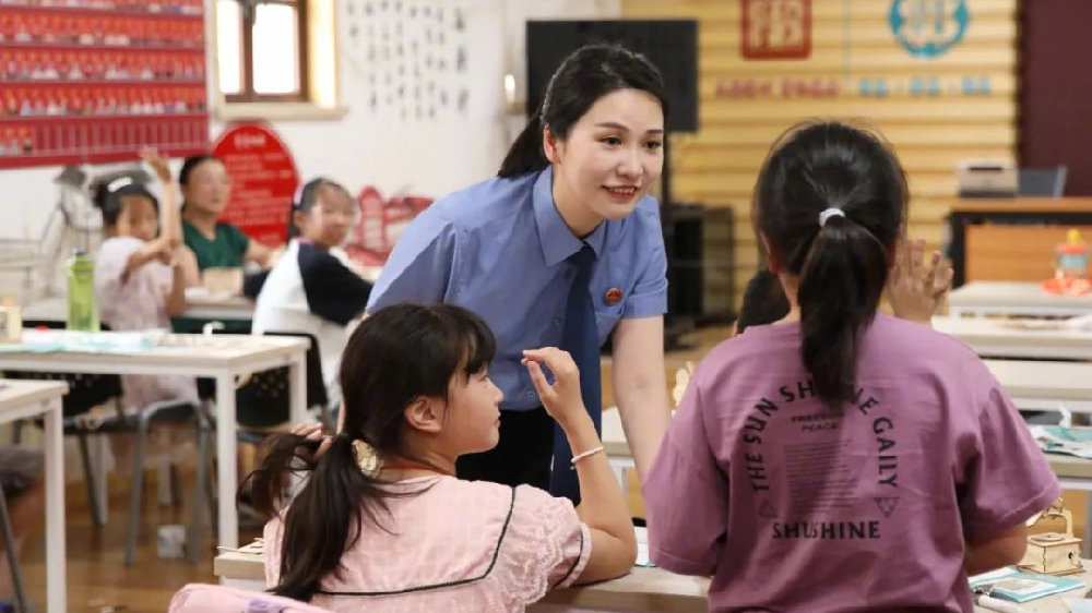 主题党日活动与开学第一课，会碰撞出怎样的火花？