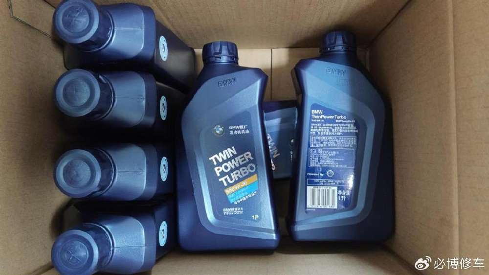 宝马各个车型保养需要添加多少升机油？保养知识指南贴速览